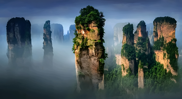 10-Day Yangtze River Cruise, Zhangjiajie, and Shanghai Tour