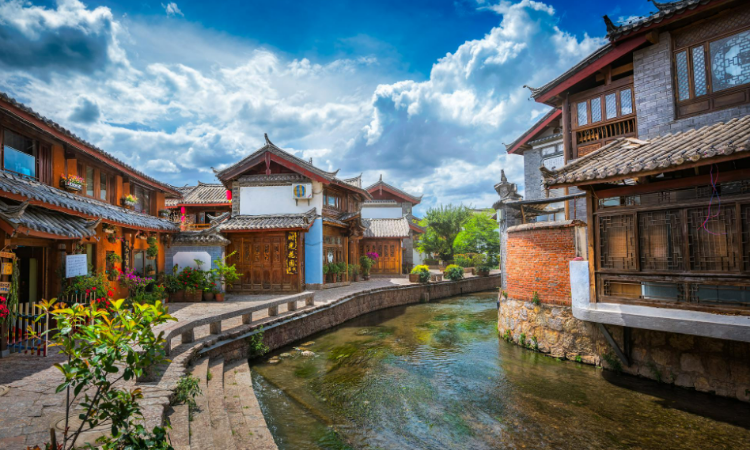 9-Day Yunnan Highlights with Spring Blossoms Tour