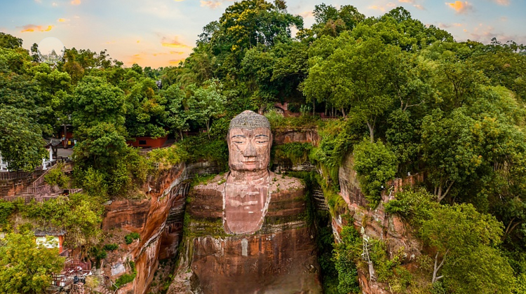 3-Day Giant Panda and Giant Buddha Tour